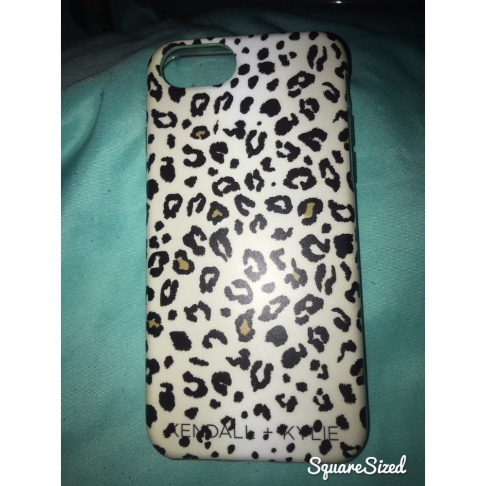 Kendall And Kylie Phone Case
